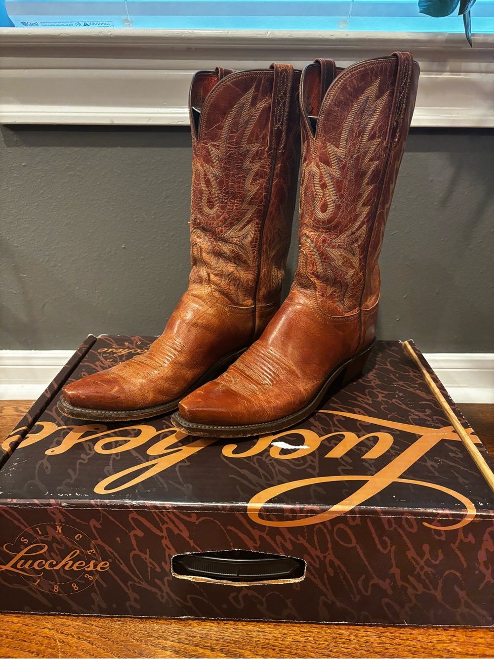 Size Women’s 9 Lucchese Since 1883 Tan Burnished Savannah Mad Dog Goat Boots - Picture 1 of 7